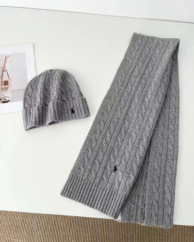 Elsi | Neulottu hattu ja huivisetti