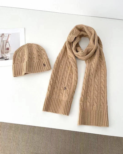 Elsi | Neulottu hattu ja huivisetti